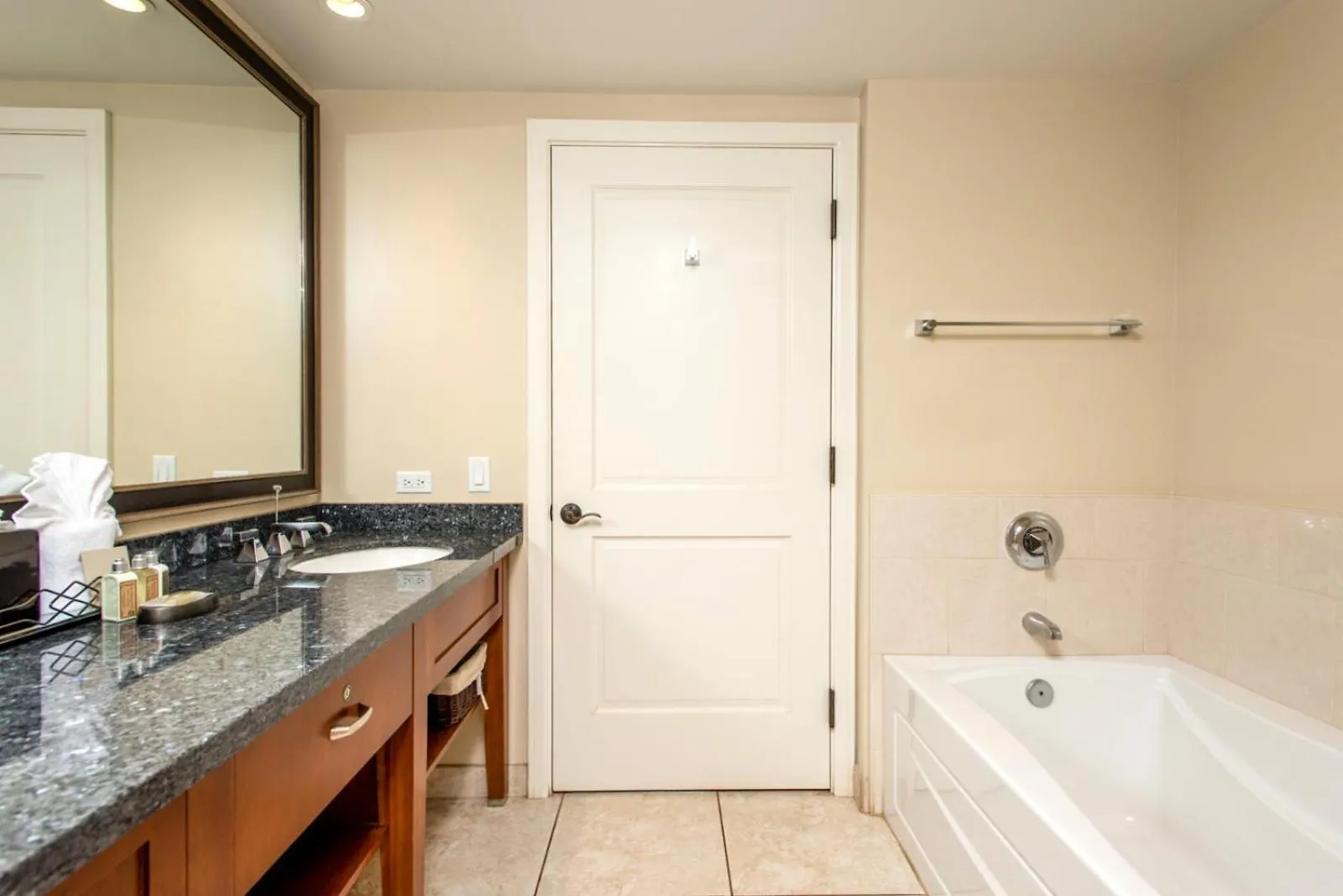 Kbm Resorts Free Car Honua Kai Hokulani Ocean View 2Bedroom Condo Hkh-406 Ocean Views Sunsets Kaanapali 0*,